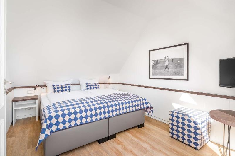 Strandgrv N Golf Spa Resort image