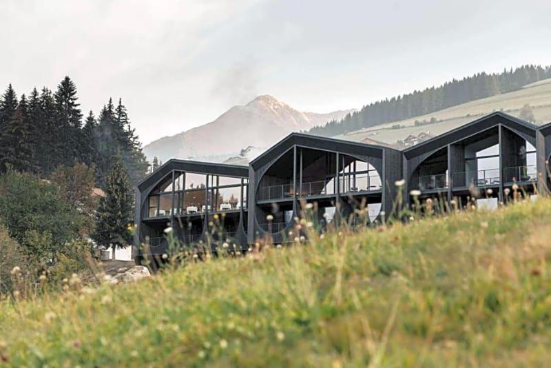 Hotel Milla Montis image