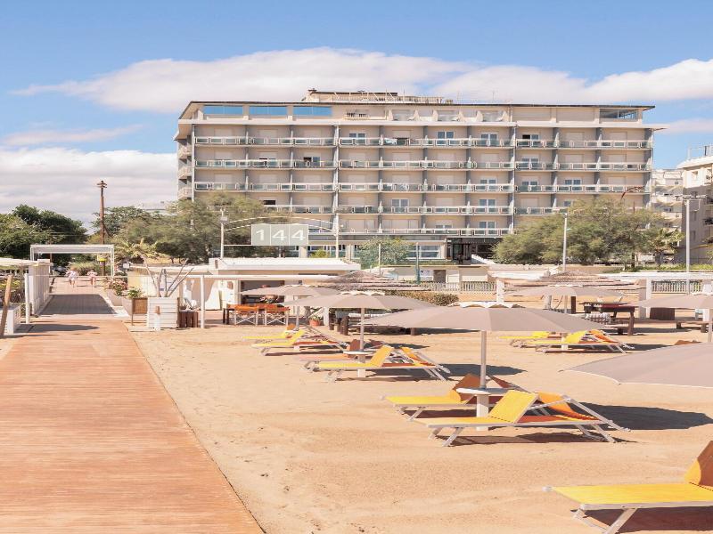 Hotel Centrale Miramare image