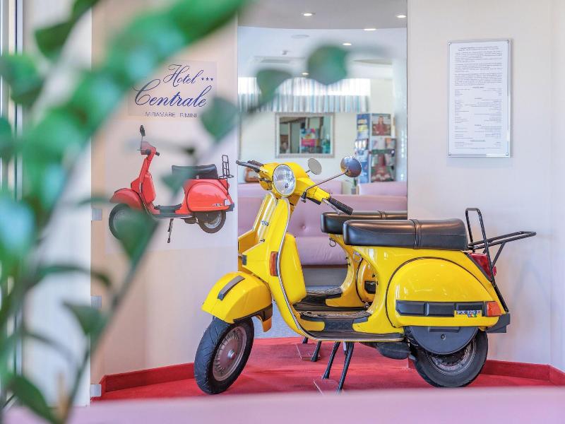 Hotel Centrale Miramare image