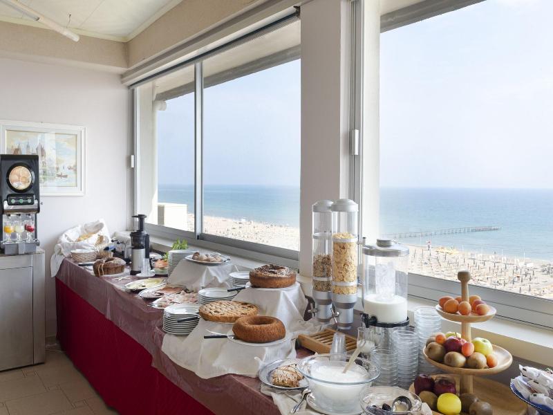 Hotel Centrale Miramare image