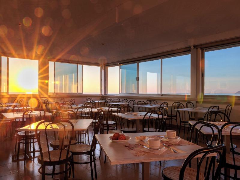 Hotel Centrale Miramare image