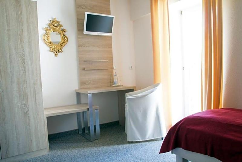 Hotel Gewv Rzmv Hle image