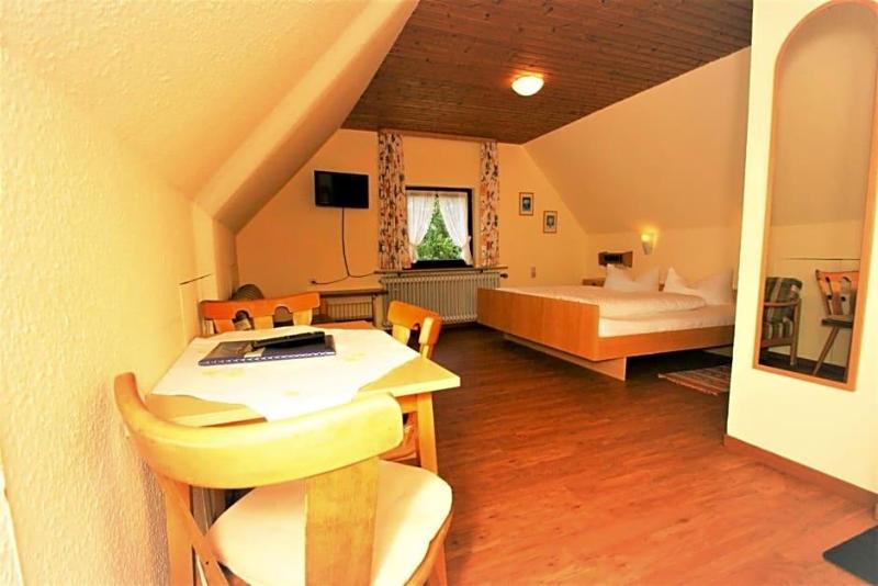 Zur Traube Schwarzwaldhotel Restaurant Am Titisee image