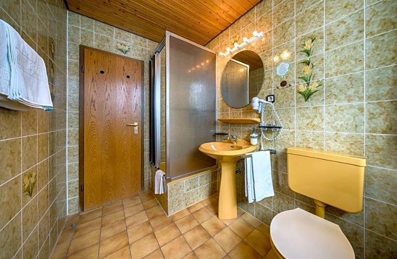 Zur Traube Schwarzwaldhotel Restaurant Am Titisee image