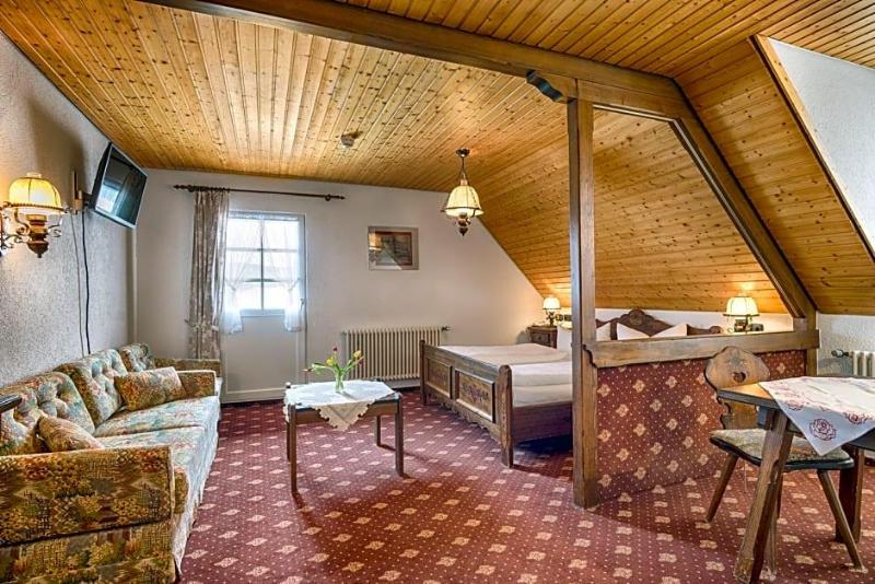 Zur Traube Schwarzwaldhotel Restaurant Am Titisee image