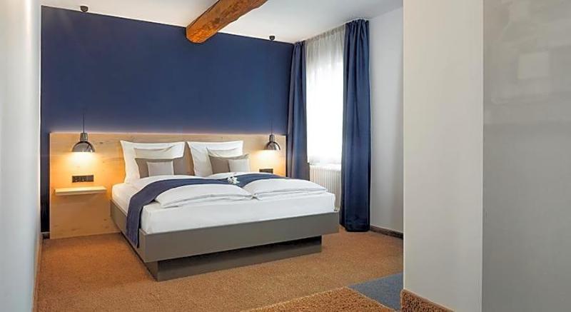 Bischoffs Hotel image