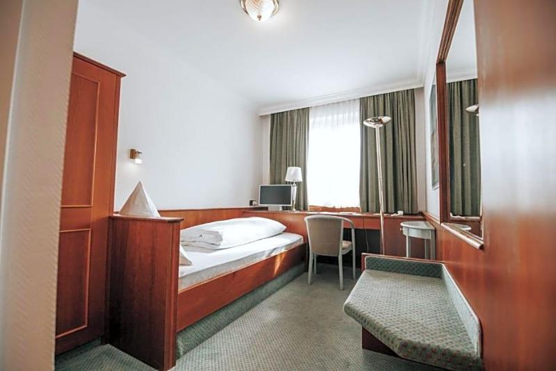 Boutique Hotel Am Rathaus Reblaus image