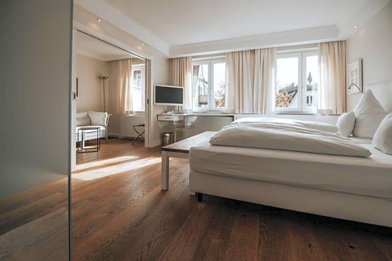 Boutique Hotel Am Rathaus Reblaus image