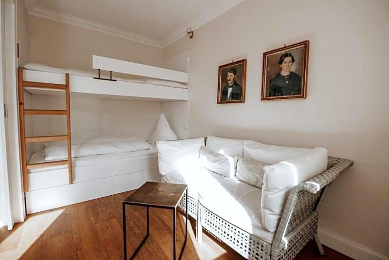 Boutique Hotel Am Rathaus Reblaus image