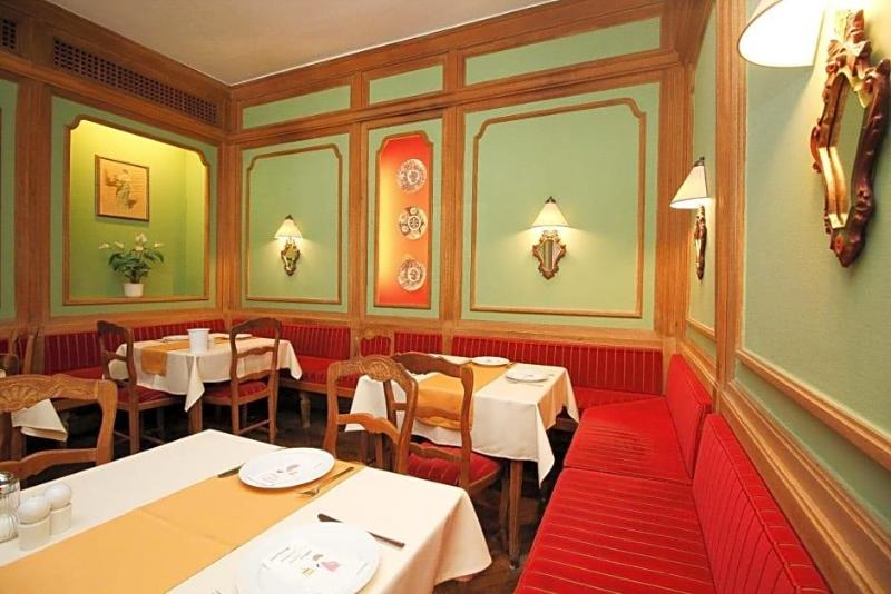 Hotel Leopold image