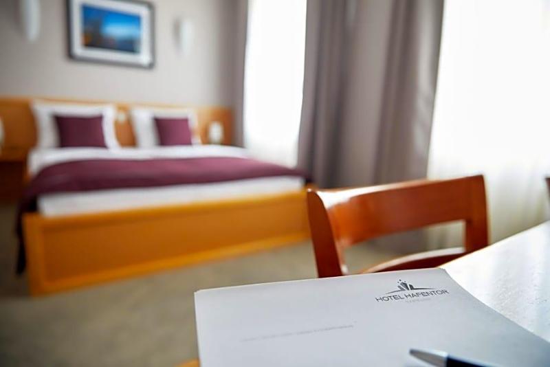 Hotel Hafentor image
