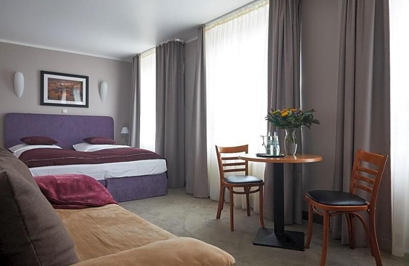 Hotel Hafentor image