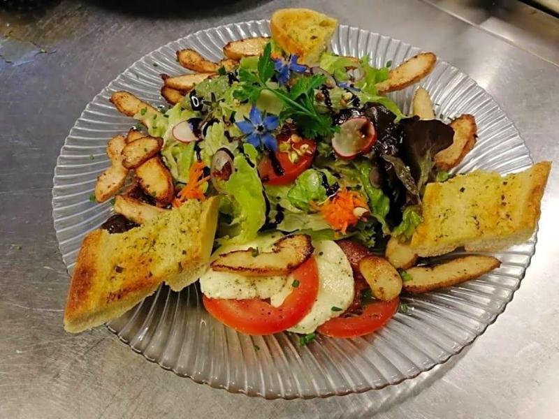 Hotel Restaurant Albans Sonne image