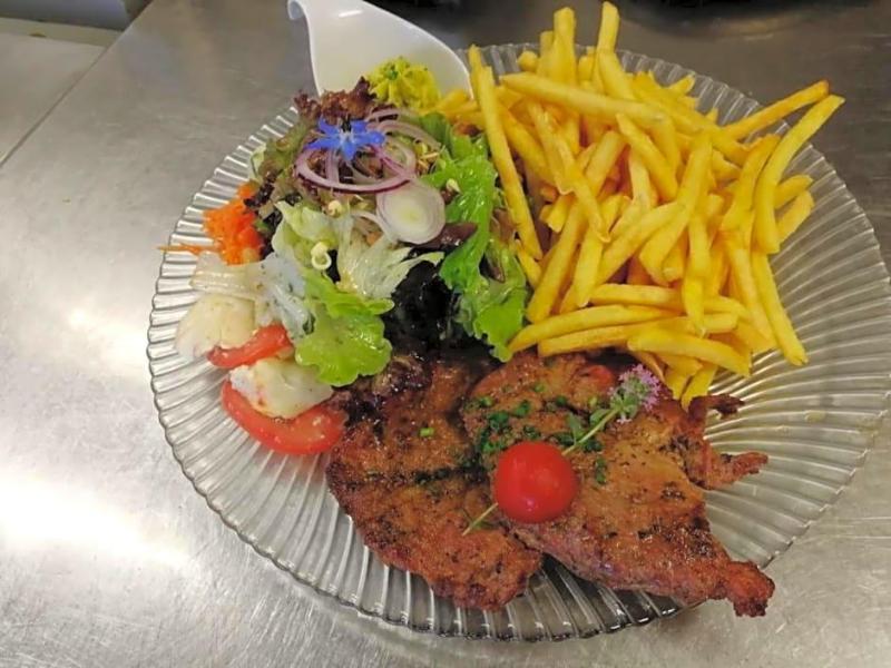 Hotel Restaurant Albans Sonne image