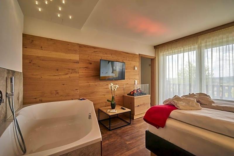 Wellnesshotel Zum Koch image