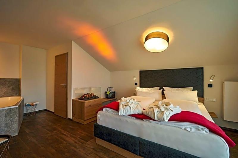 Wellnesshotel Zum Koch image
