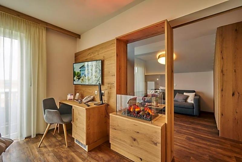 Wellnesshotel Zum Koch image