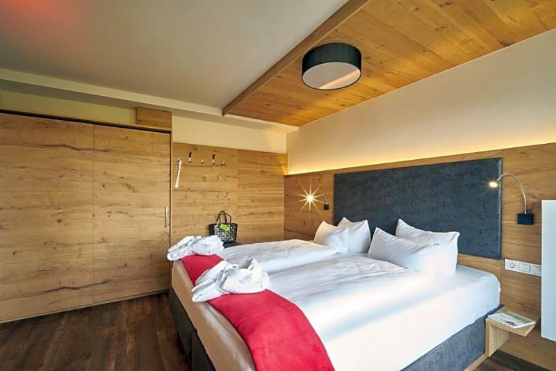 Wellnesshotel Zum Koch image