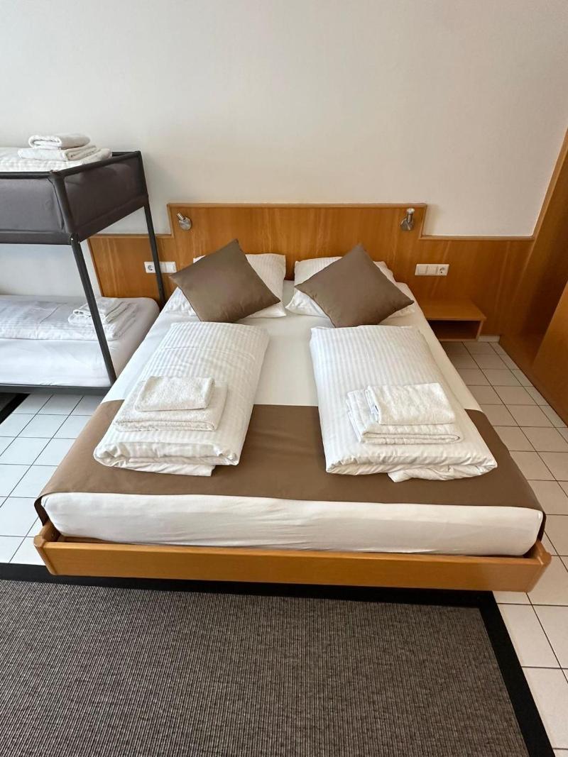 Elha Hotel image