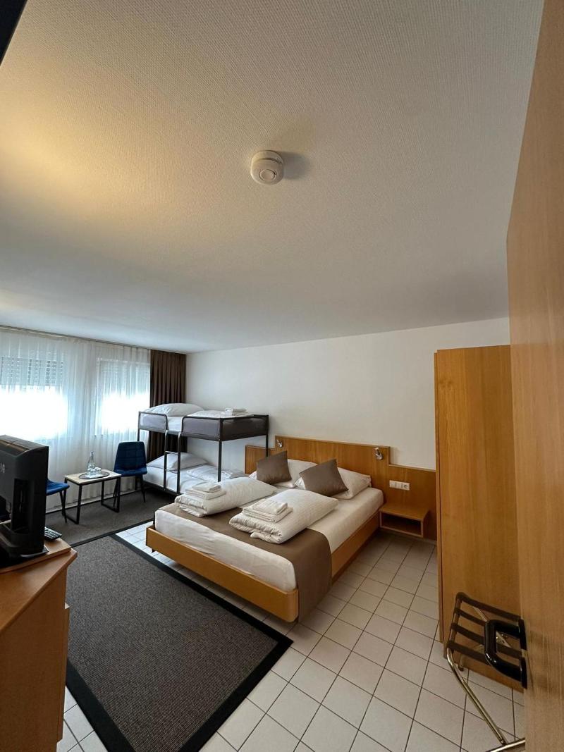 Elha Hotel image