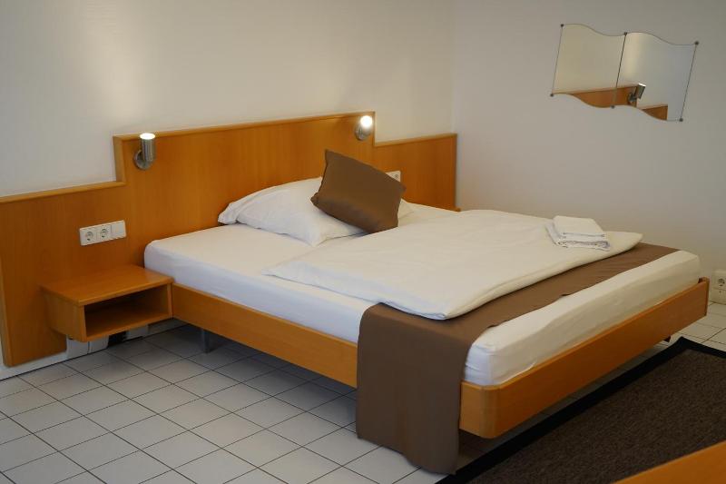 Elha Hotel image