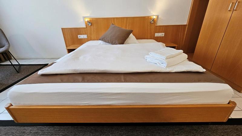 Elha Hotel image
