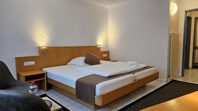 Elha Hotel image