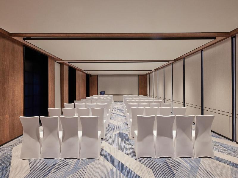 Four Points By Sheraton Shanghai Fengjing image