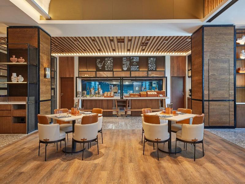 Four Points By Sheraton Shanghai Fengjing image