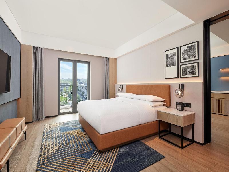 Four Points By Sheraton Shanghai Fengjing image