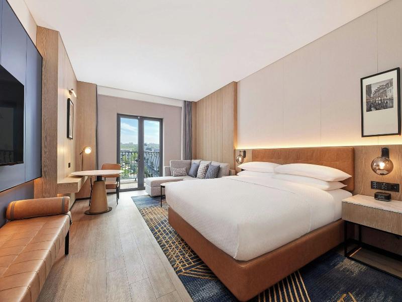 Four Points By Sheraton Shanghai Fengjing image