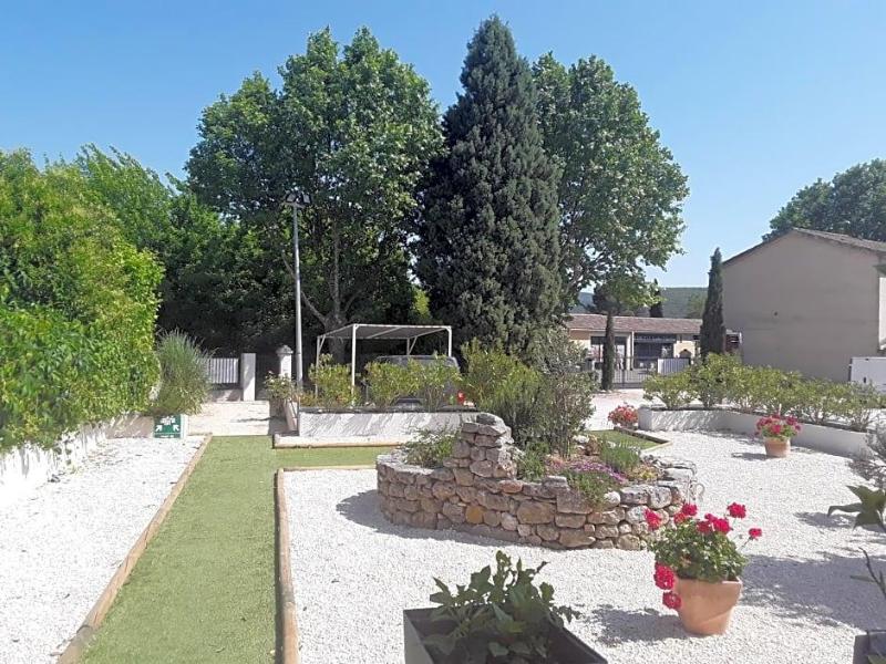 Hv Tel Restaurant Le Clos Charmant image