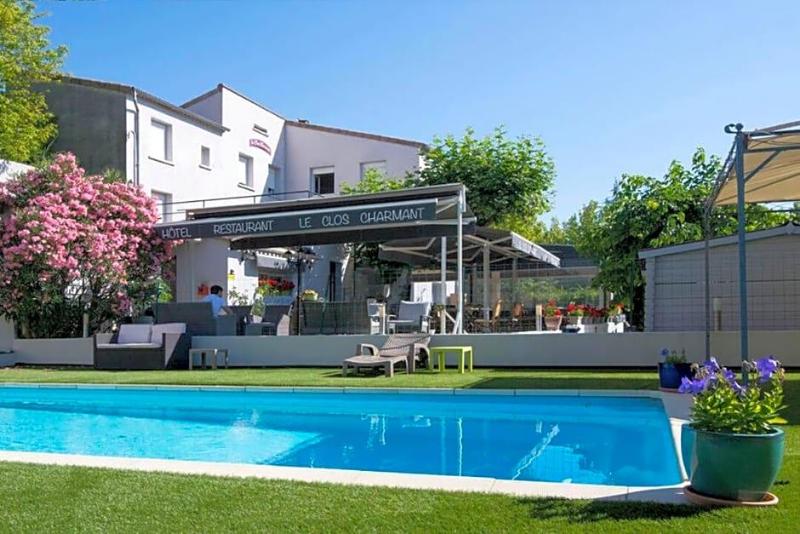 Hv Tel Restaurant Le Clos Charmant image
