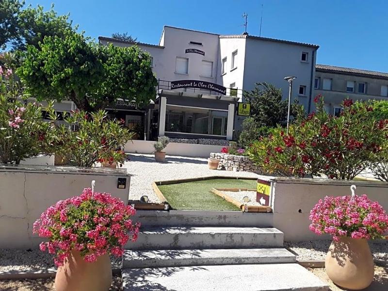 Hv Tel Restaurant Le Clos Charmant image