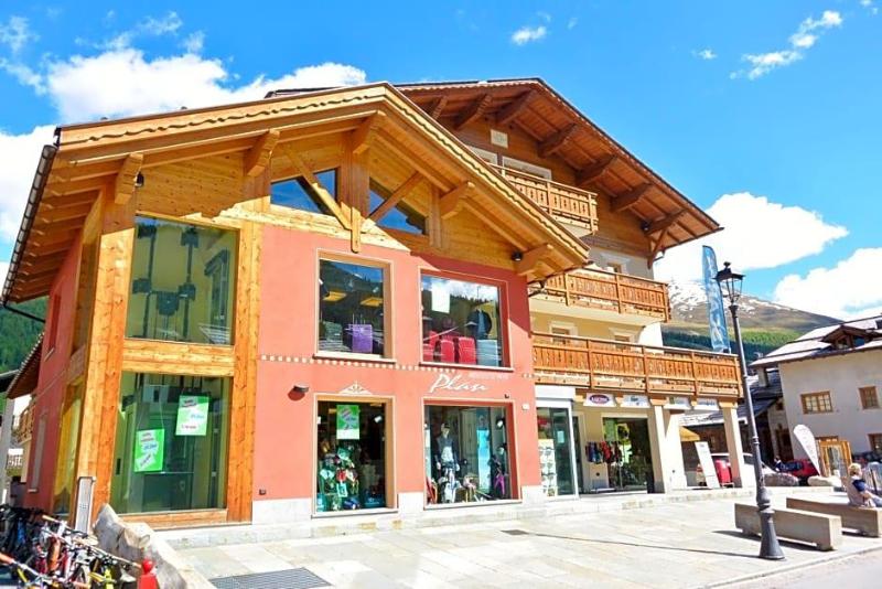 Hotel Garnv¨ Al Plan image
