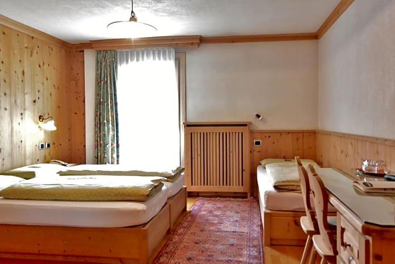 Hotel Garnv¨ Al Plan image