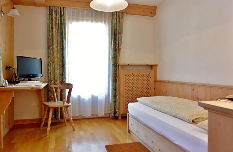 Hotel Garnv¨ Al Plan image