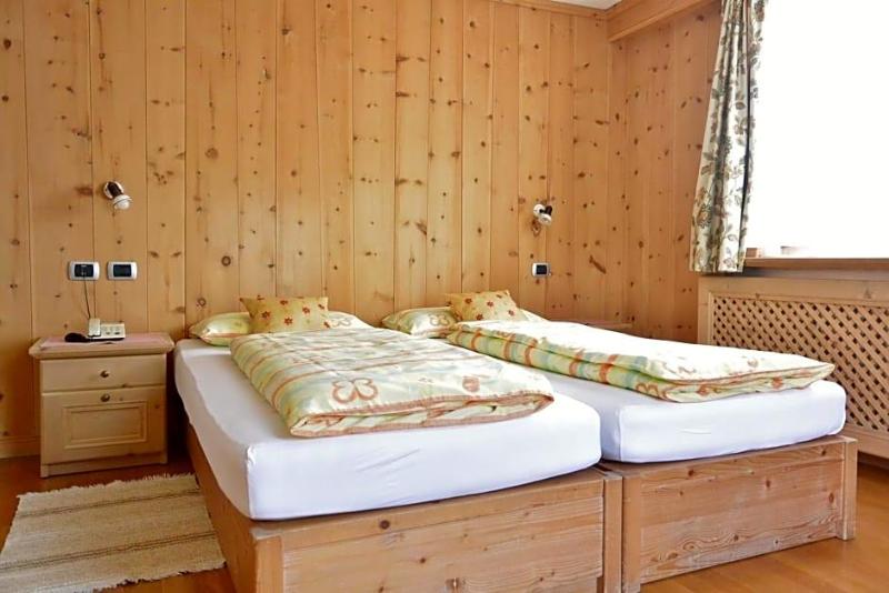 Hotel Garnv¨ Al Plan image