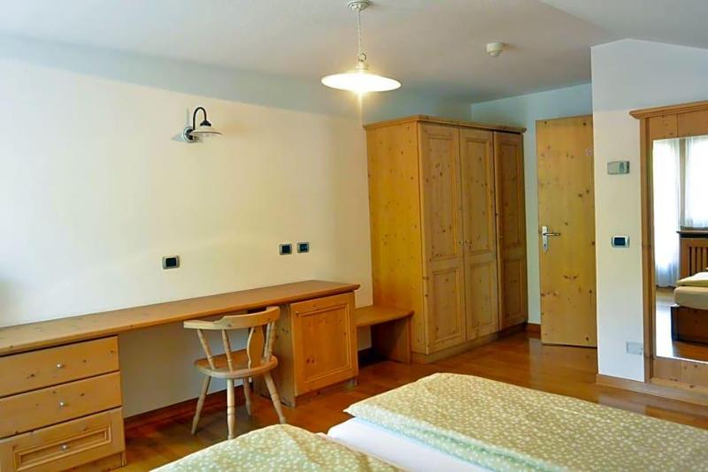 Hotel Garnv¨ Al Plan image