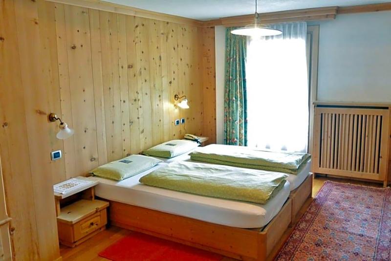Hotel Garnv¨ Al Plan image