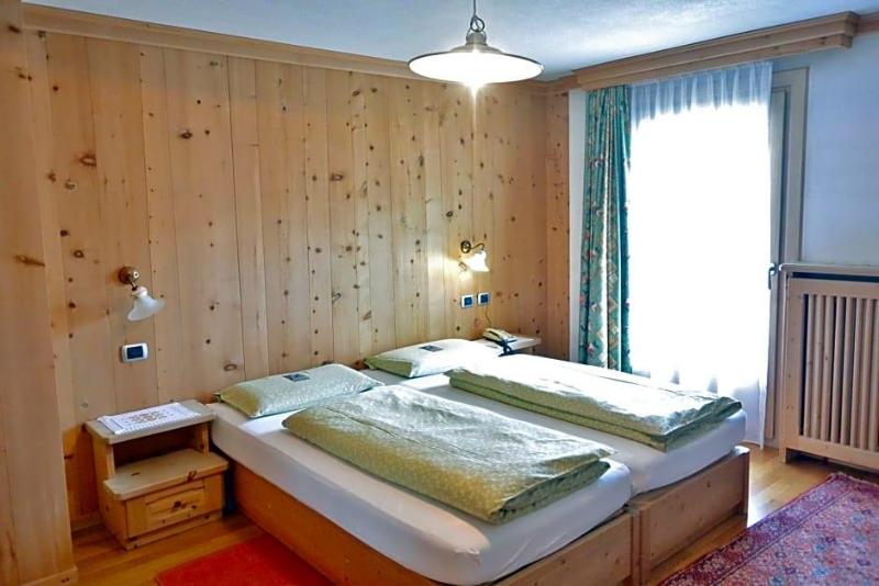 Hotel Garnv¨ Al Plan image
