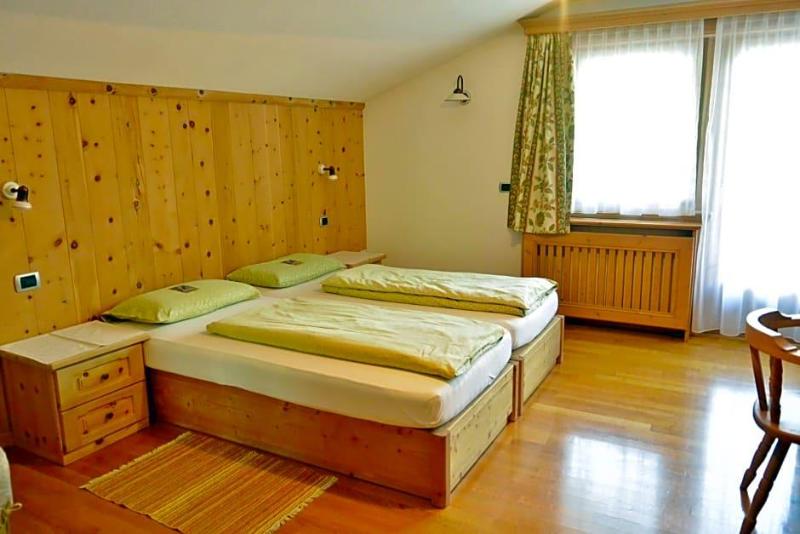 Hotel Garnv¨ Al Plan image