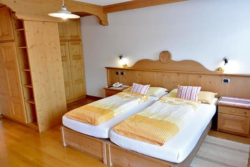 Hotel Garnv¨ Al Plan image