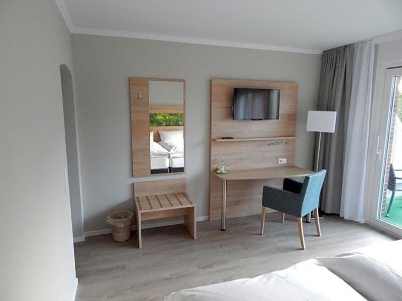 Hotel Garni Haaster Krug Otte image