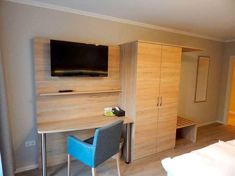 Hotel Garni Haaster Krug Otte image