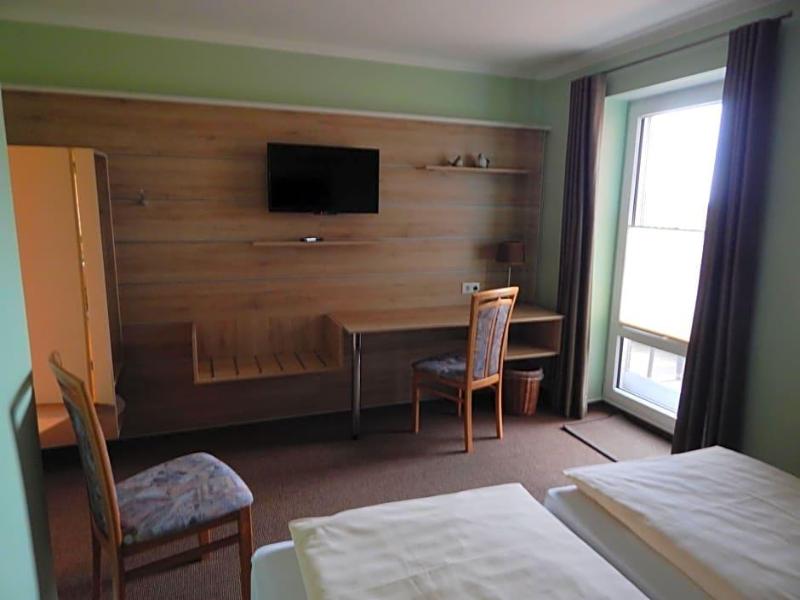 Hotel Garni Haaster Krug Otte image