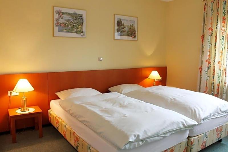 Hotel Garni Haaster Krug Otte image