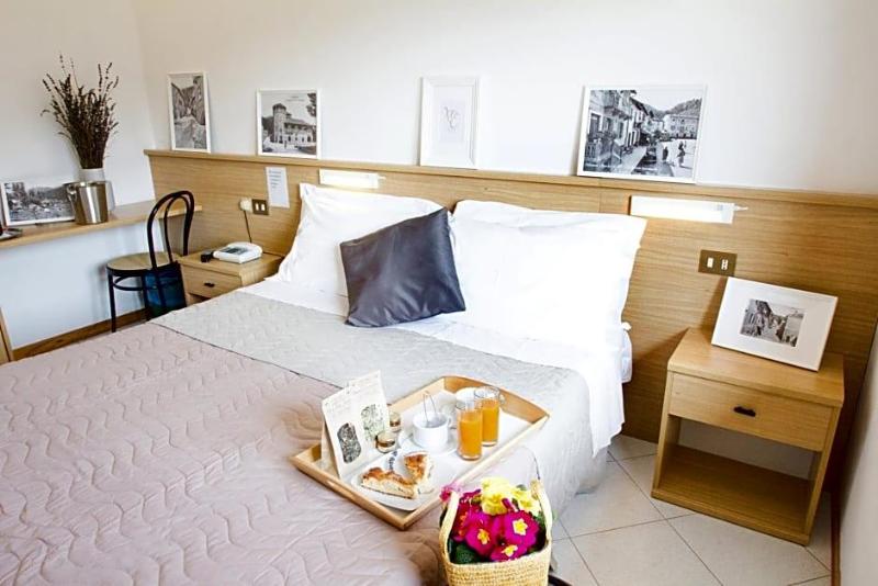 Hotel Villa Elia image
