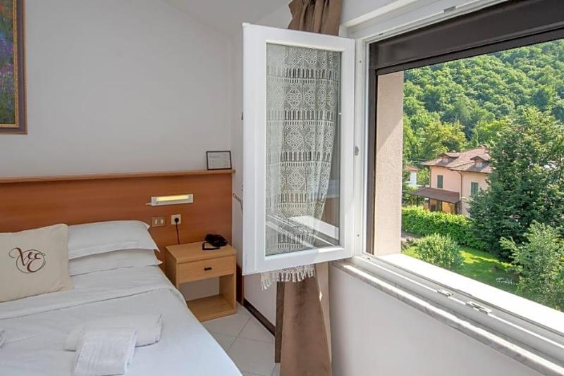 Hotel Villa Elia image